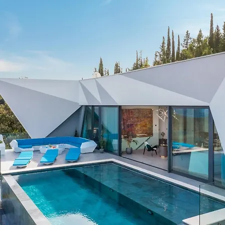 וילה Diamond Zrnovo